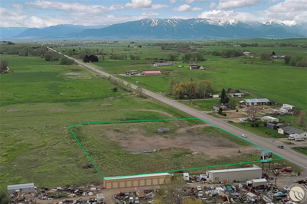 302 S Railway Property Photo 1