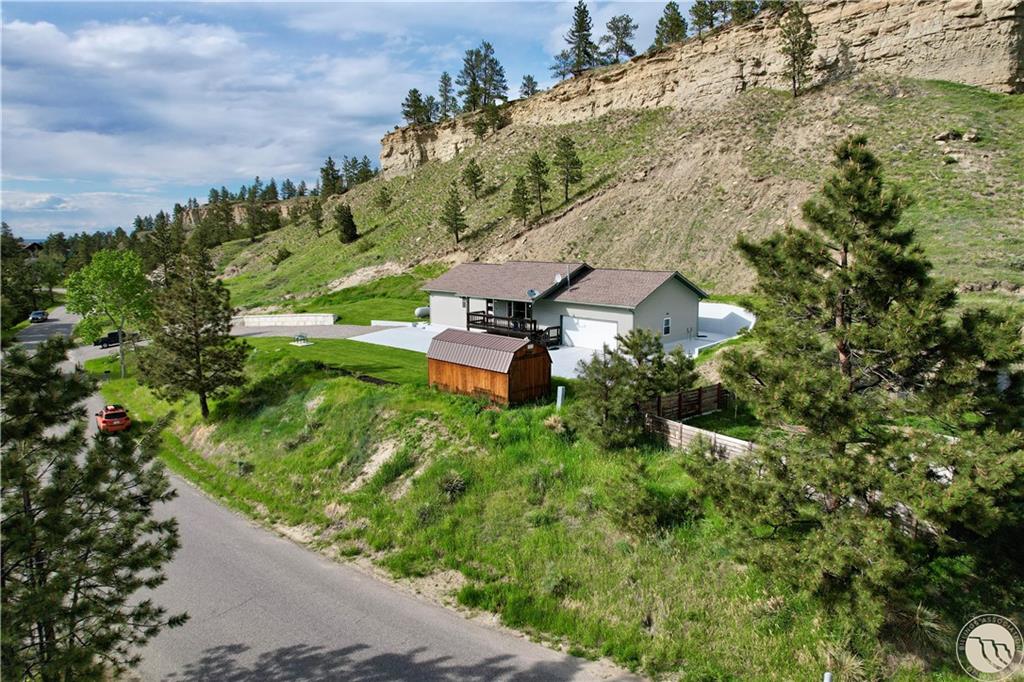 4507 Box Canyon Road Property Photo 1