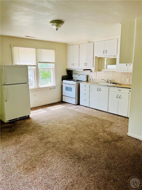 802 Cook & 118 8th St W Avenue Property Photo 2