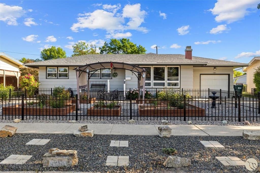 191 Lexington Drive