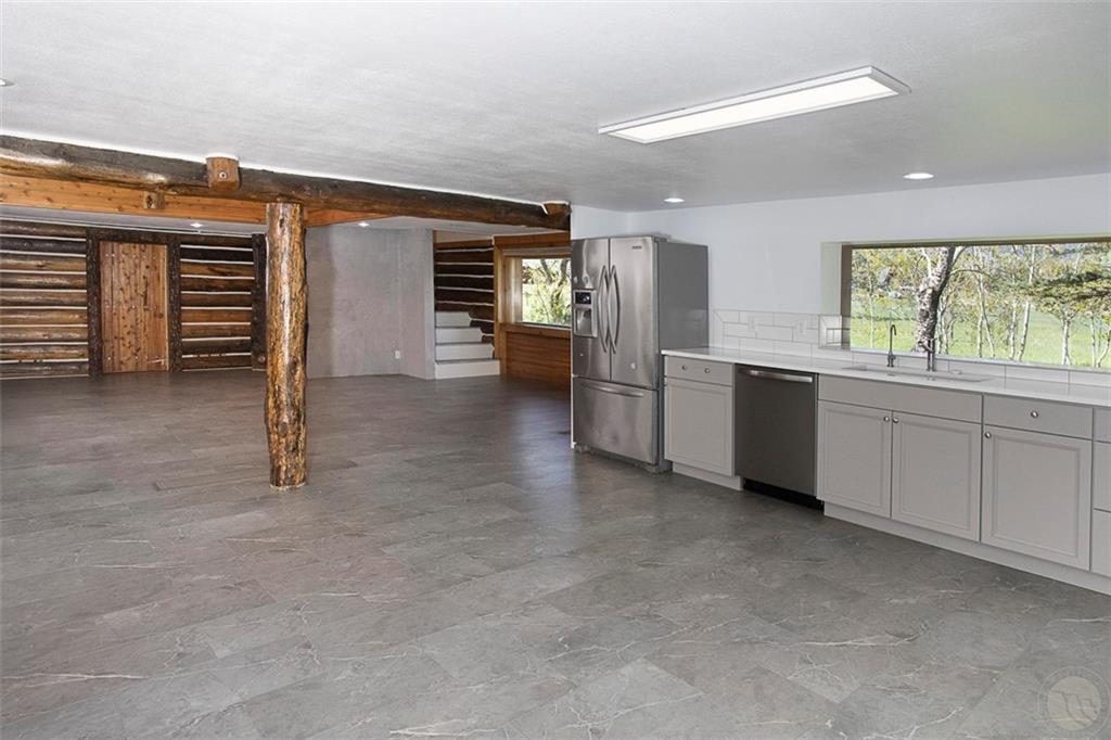 5 Comanche Trail Property Photo 6