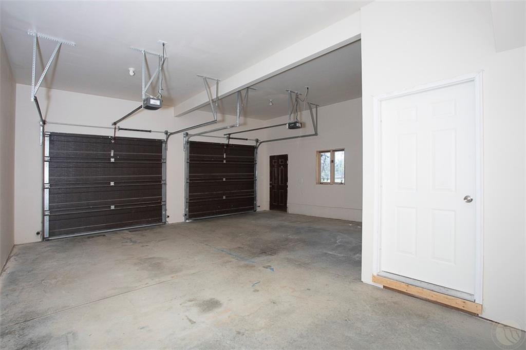 5 Comanche Trail Property Photo 24