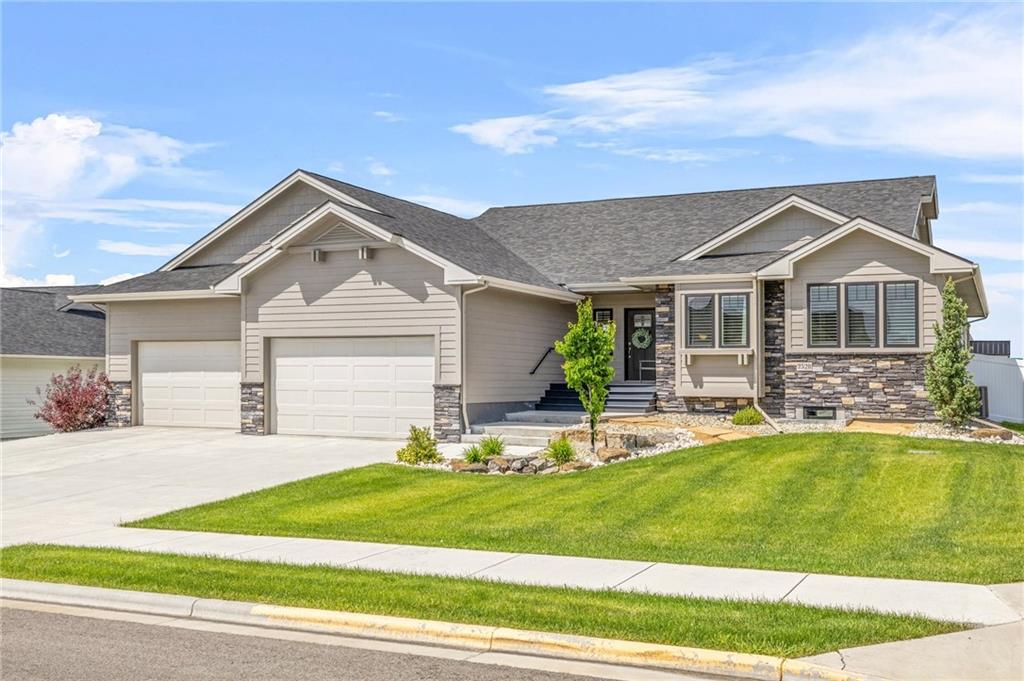 2528 Aspen Creek Trl Property Photo 1