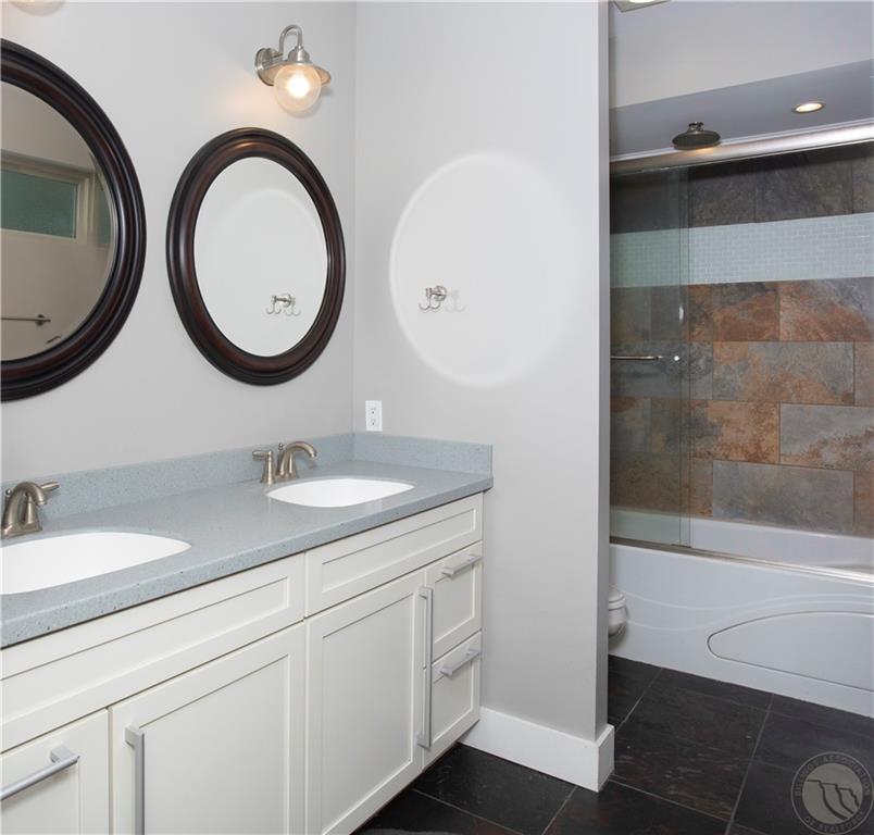 413 Rimrock Road Property Photo 21