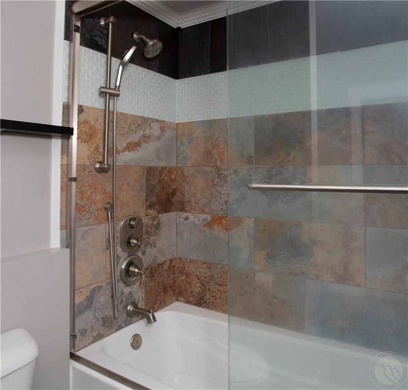 413 Rimrock Road Property Photo 22