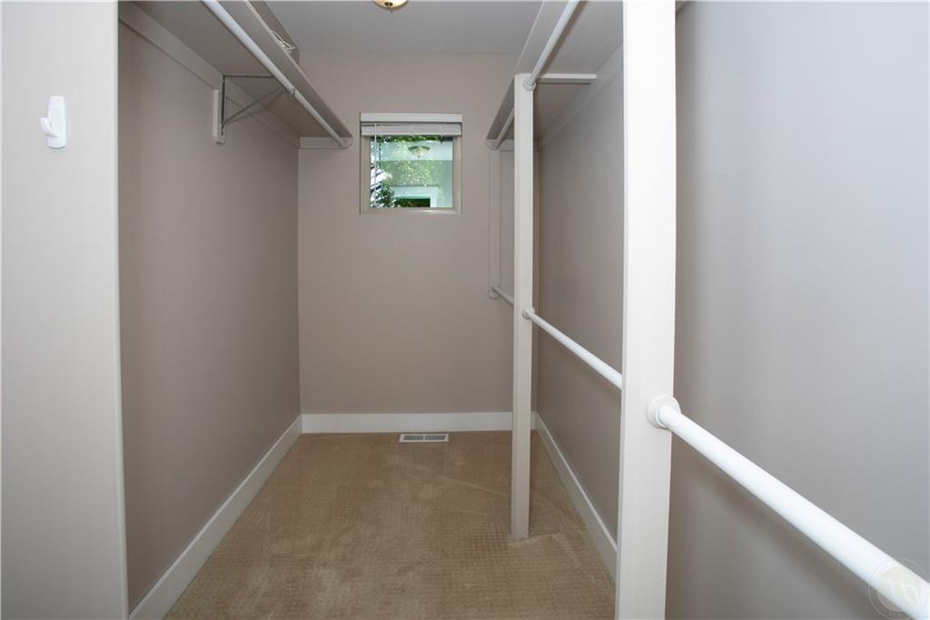 413 Rimrock Road Property Photo 23