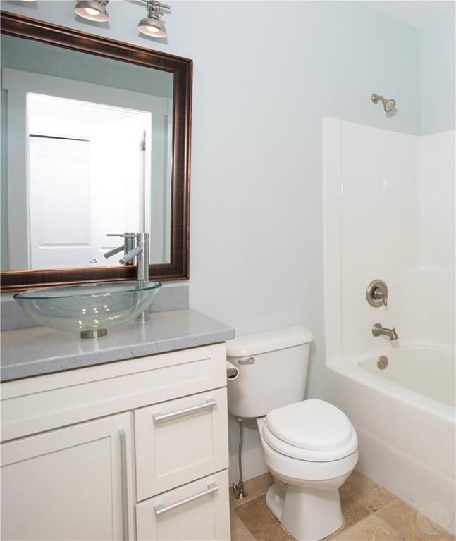 413 Rimrock Road Property Photo 26