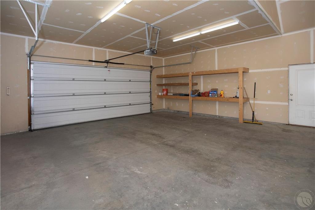 413 Rimrock Road Property Photo 27