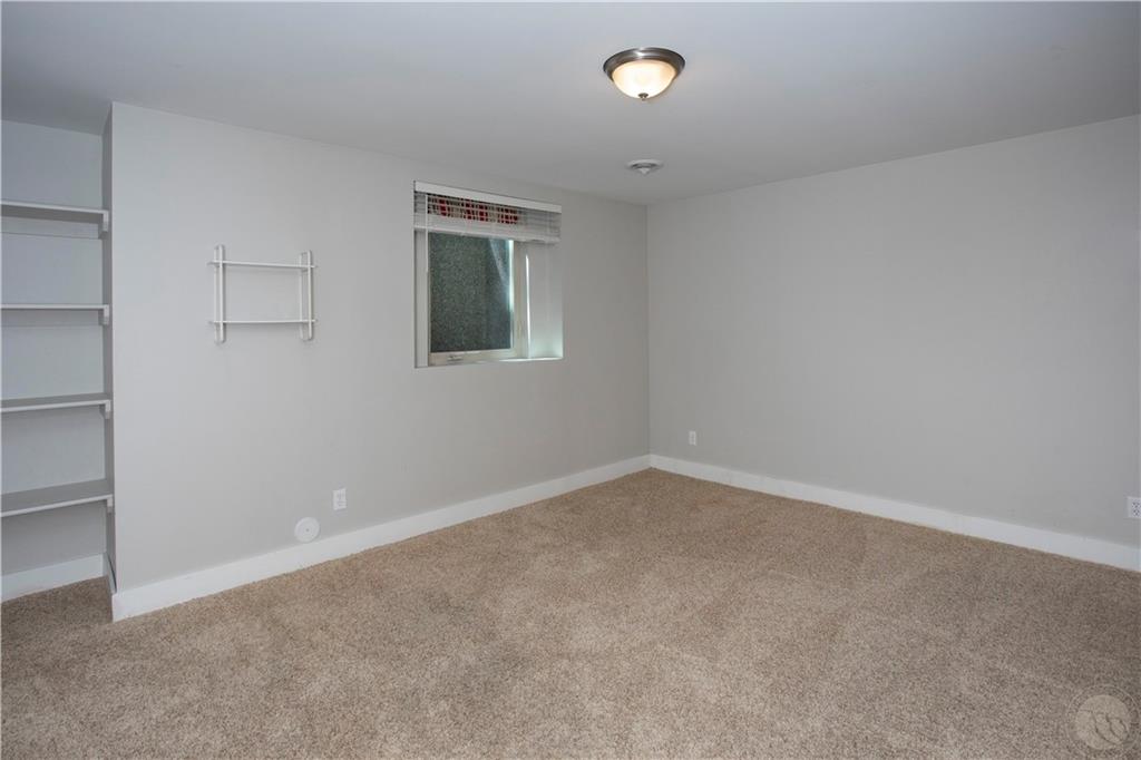 413 Rimrock Road Property Photo 29