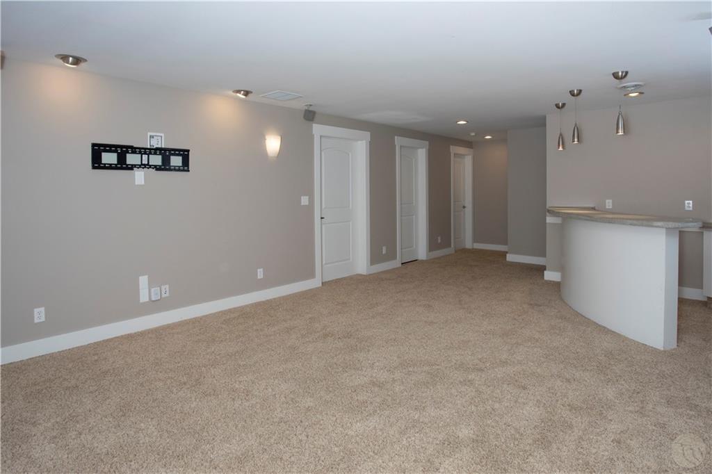 413 Rimrock Road Property Photo 33