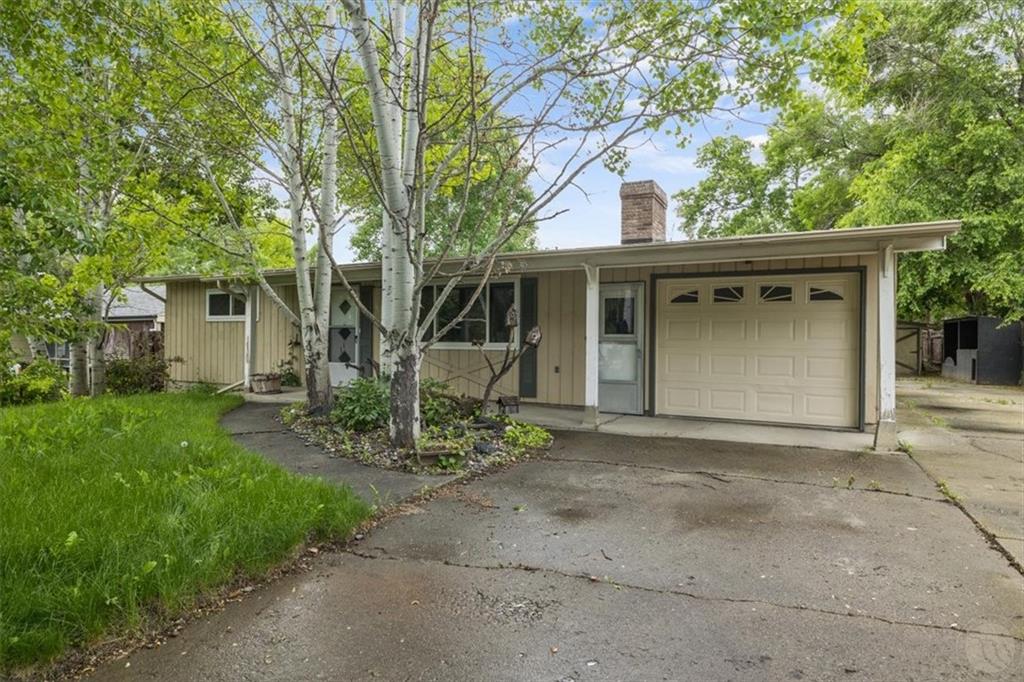 2420 Golden BOULEVARD Property Photo 1