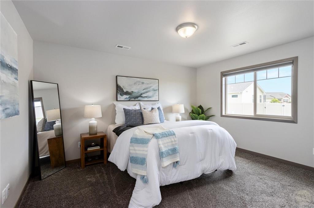 5906 Foxtail Loop Property Photo 18