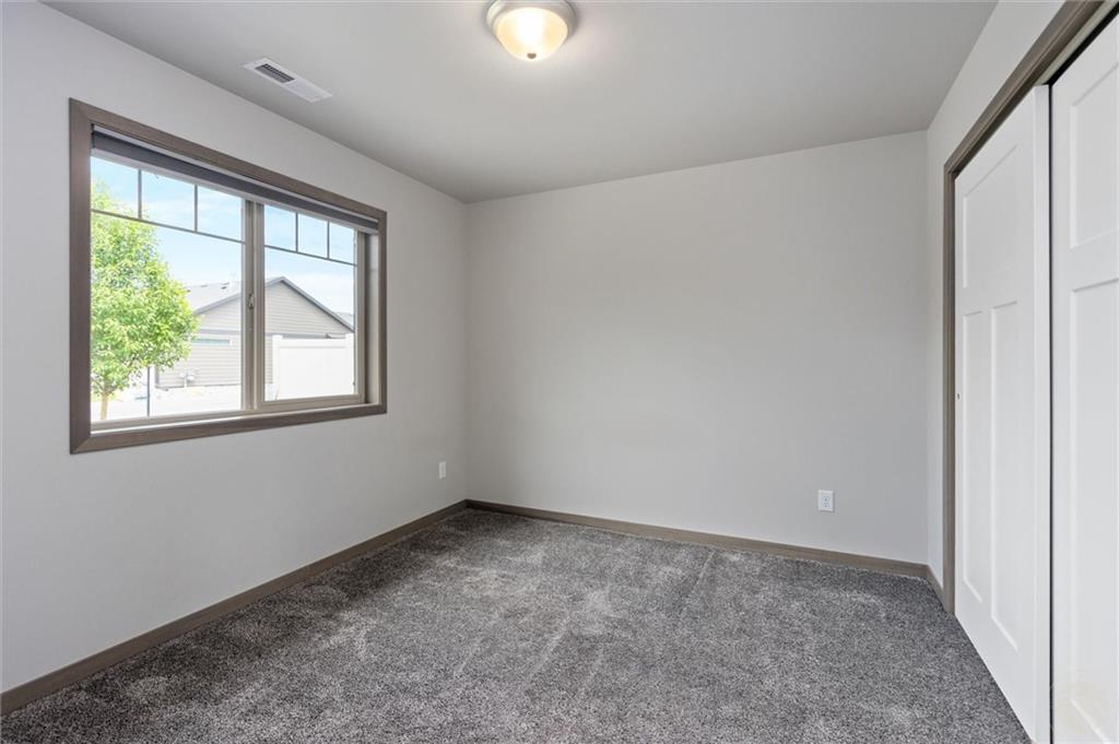 5906 Foxtail Loop Property Photo 21