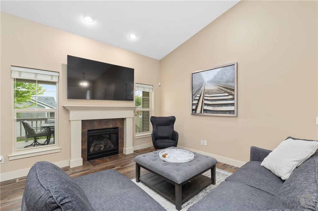 3724 Avenue F Property Photo 5