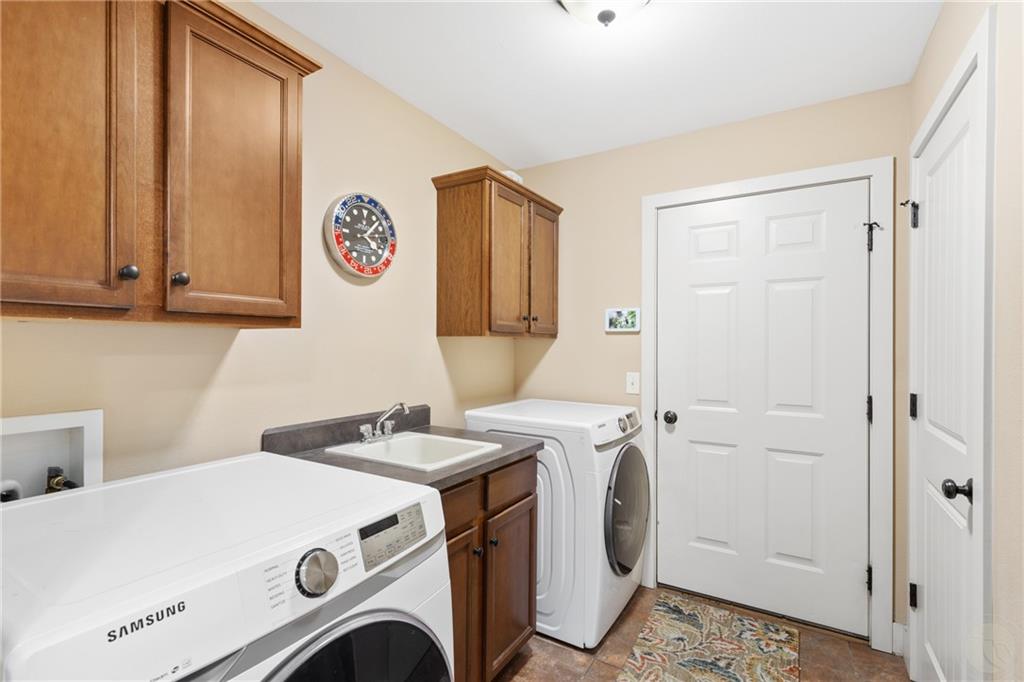 3724 Avenue F Property Photo 20