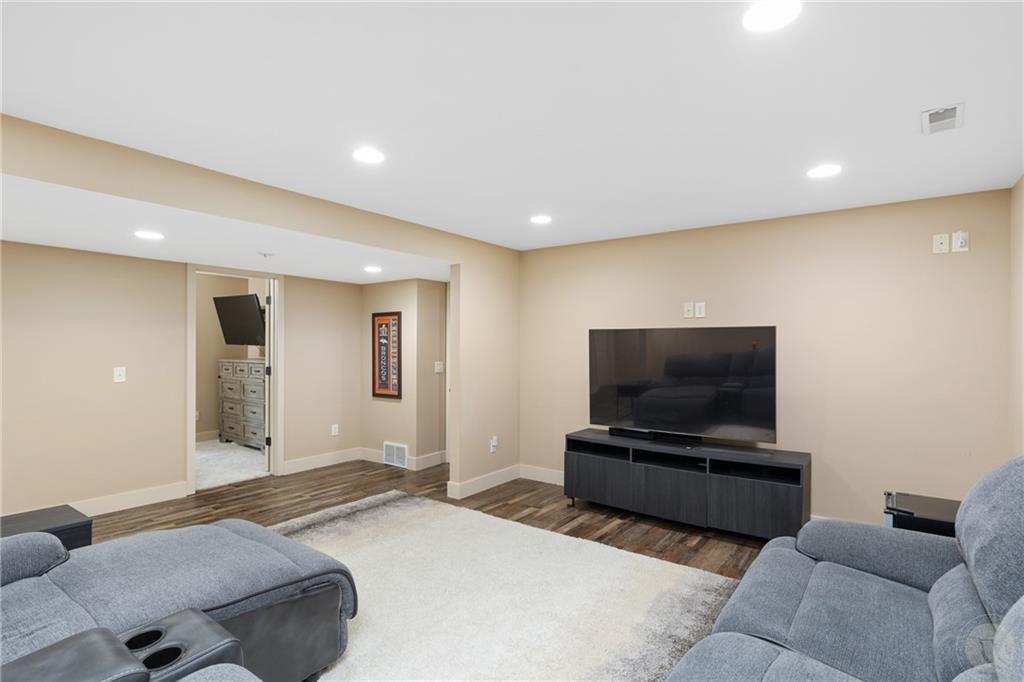 3724 Avenue F Property Photo 24
