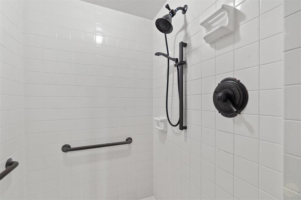 902 Harvard Avenue Property Photo 22