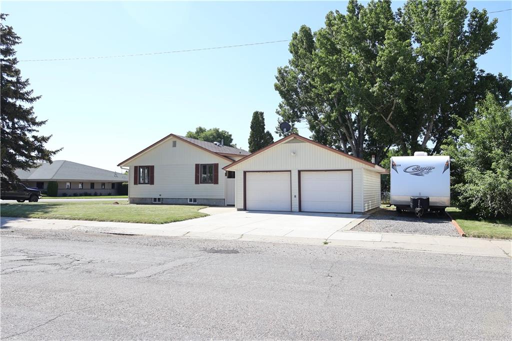 1034 1st Avenue Property Photo 2