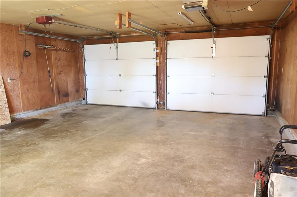 1034 1st Avenue Property Photo 6