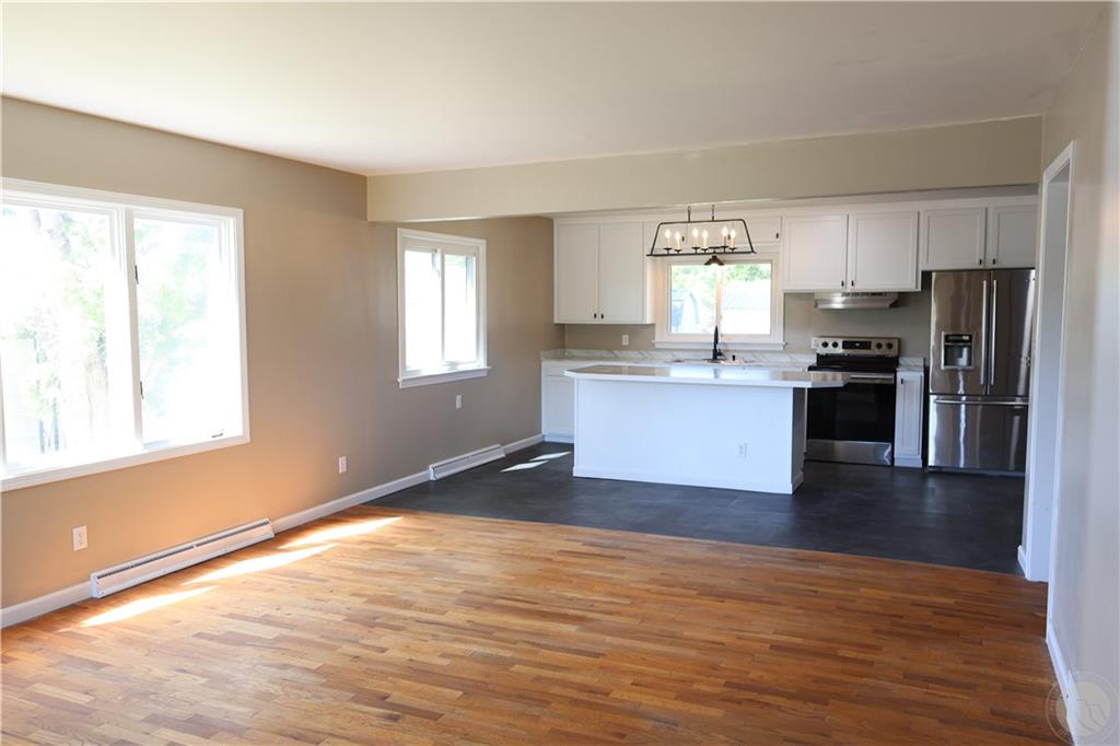 1034 1st Avenue Property Photo 14