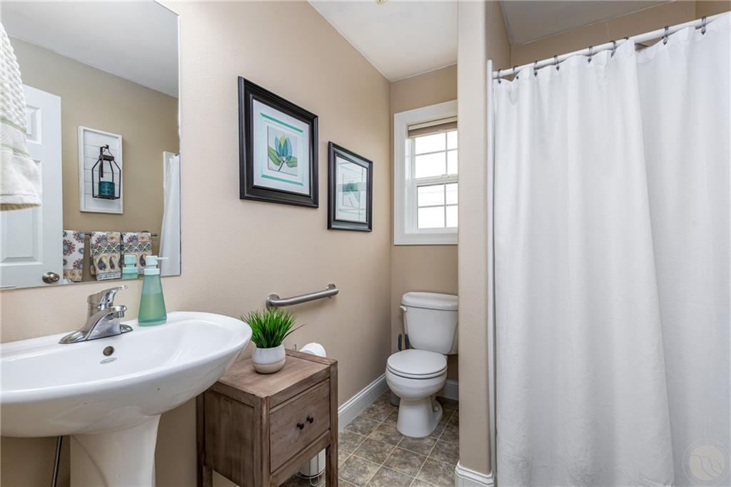 1604 Picador Place Property Photo 8