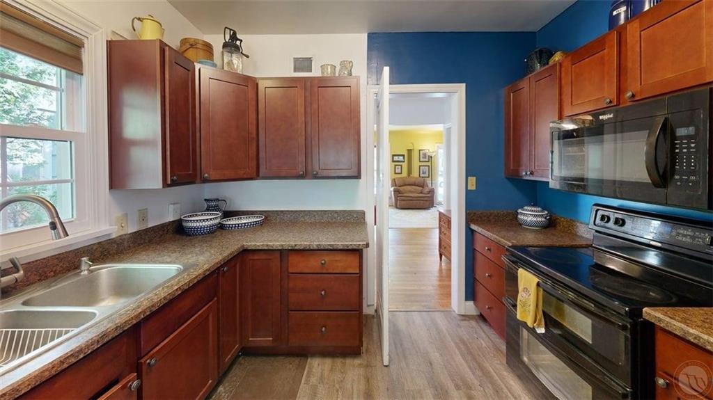 107 Avenue C Property Photo 12