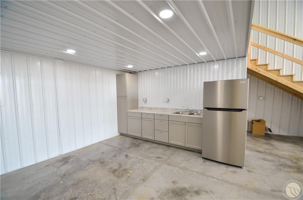 6936 A/b All Terraine Avenue Property Photo 13