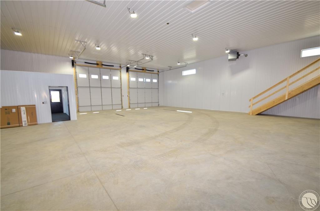 6911 Backcountry Avenue Property Photo 10