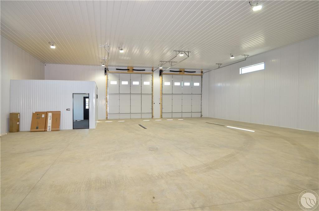 6911 Backcountry Avenue Property Photo 15