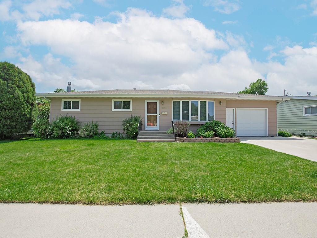2208 Dallas Dr Property Photo 1