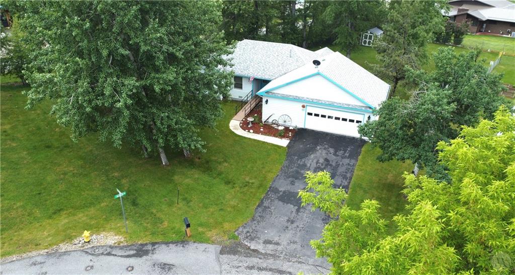 10 Elizabeth Ave Property Photo 2