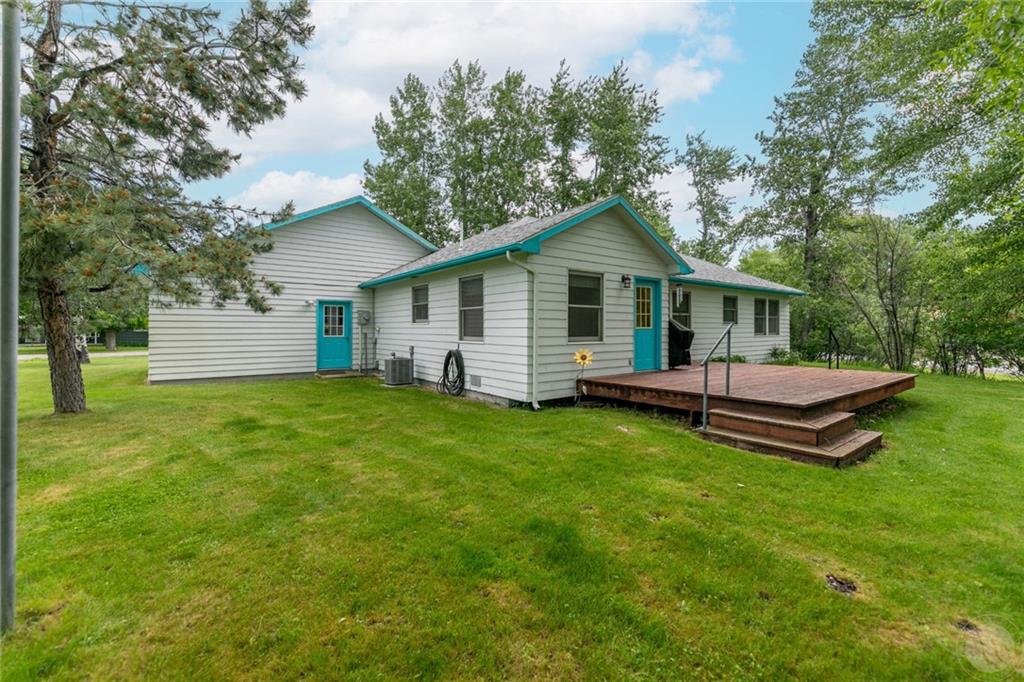 10 Elizabeth Ave Property Photo 28