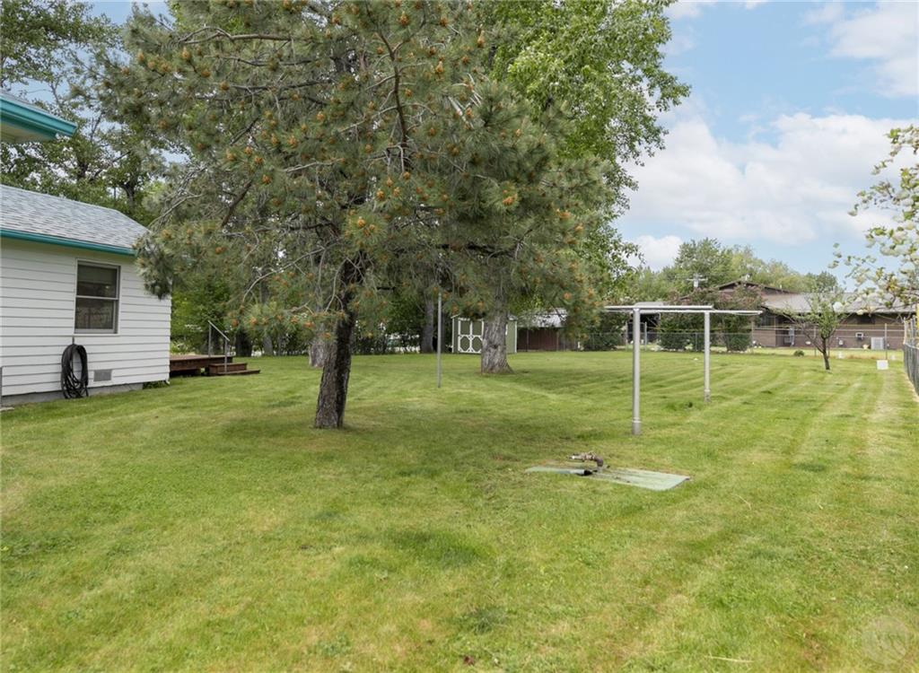 10 Elizabeth Ave Property Photo 33