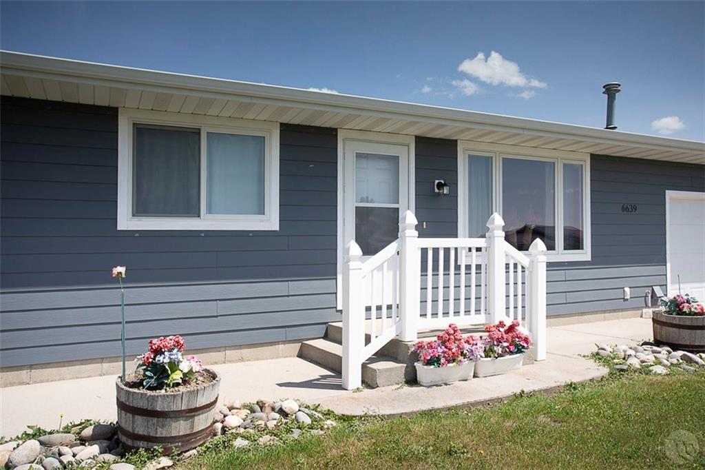6639 Hackney Property Photo 3