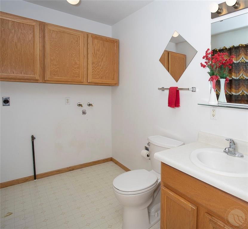 6639 Hackney Property Photo 6