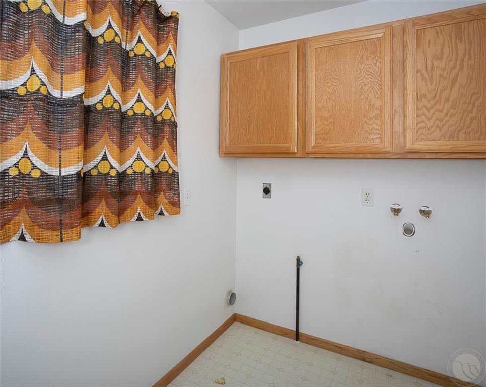 6639 Hackney Property Photo 7