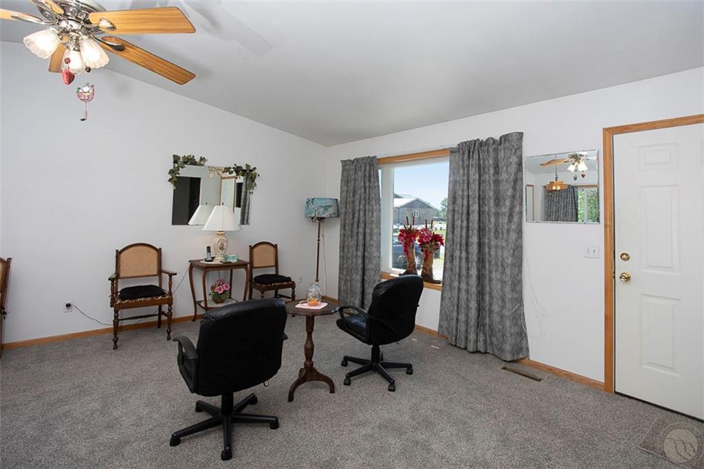 6639 Hackney Property Photo 16
