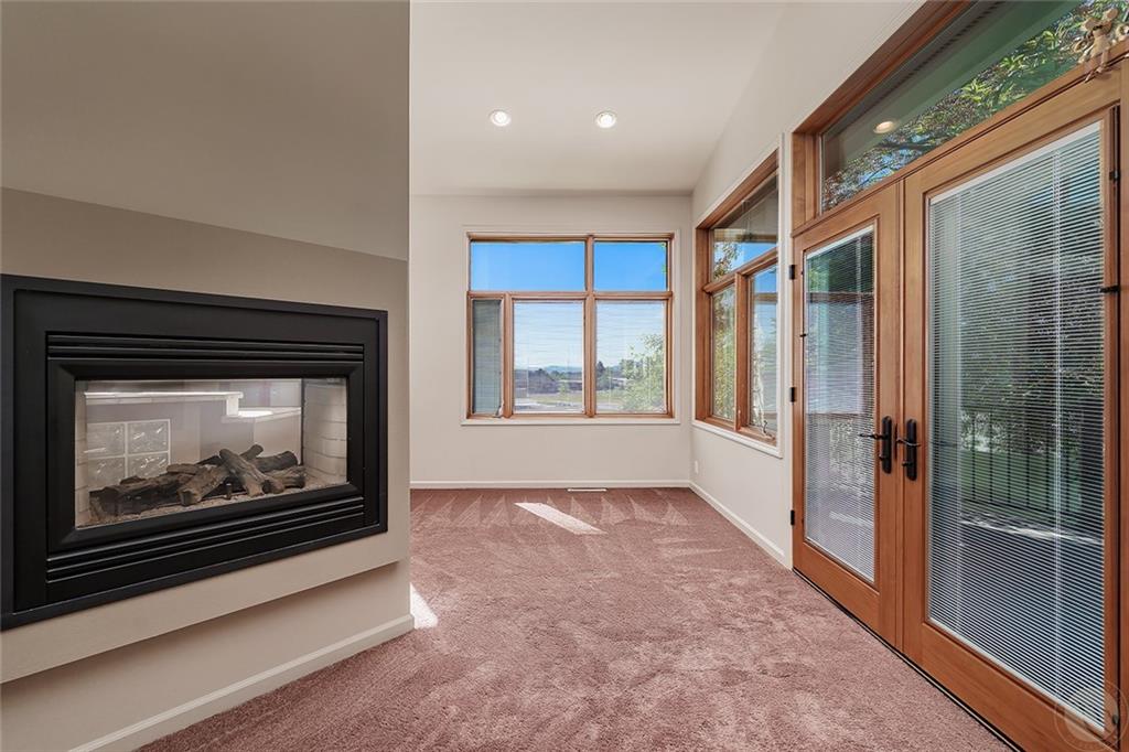 9 Stanford Ct Property Photo 6
