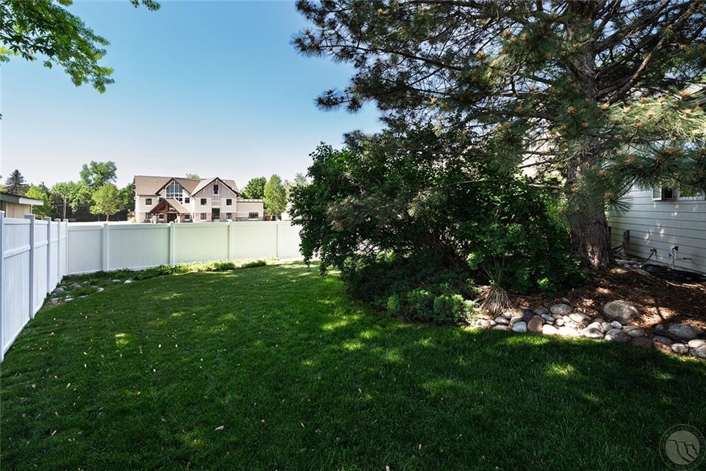 9 Stanford Ct Property Photo 23
