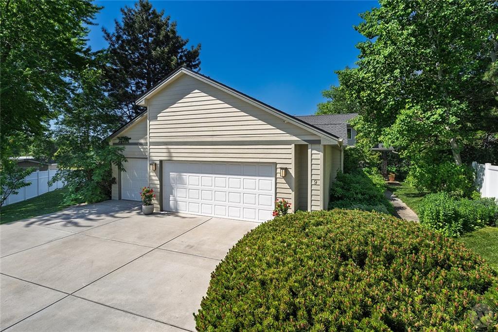 9 Stanford Ct Property Photo 25