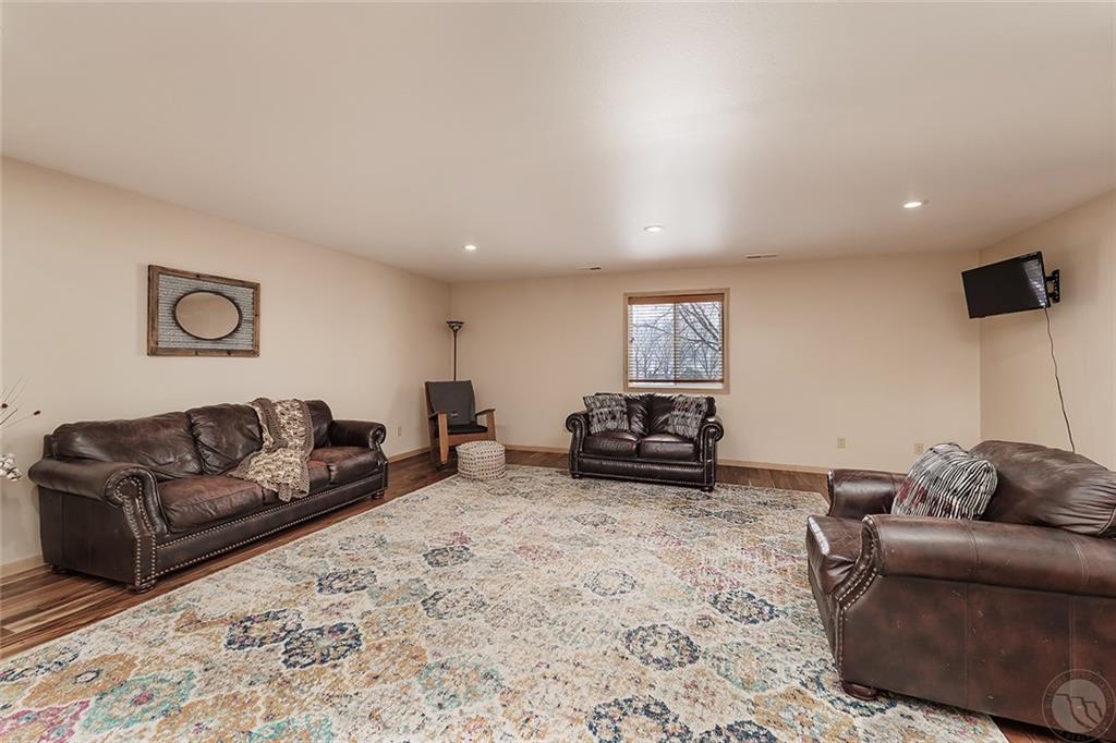 1191 Chipper Ln. Property Photo 21