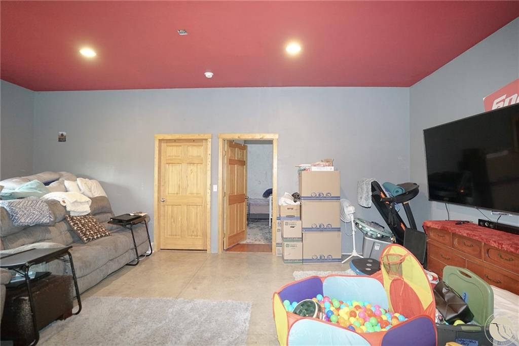 558 Elbow Creek Rd Property Photo 15