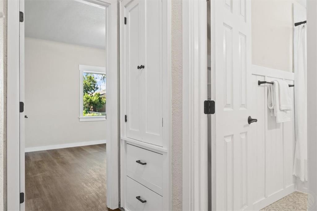 643 Parkhill Property Photo 16