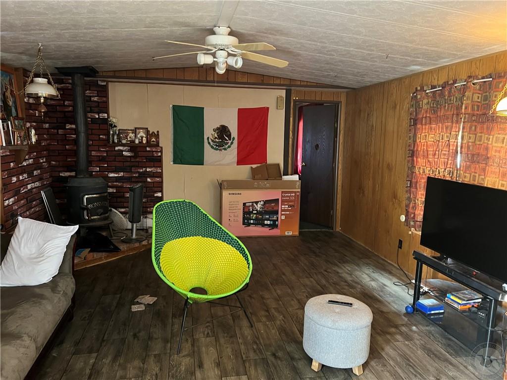 7841 Lewis Property Photo 7