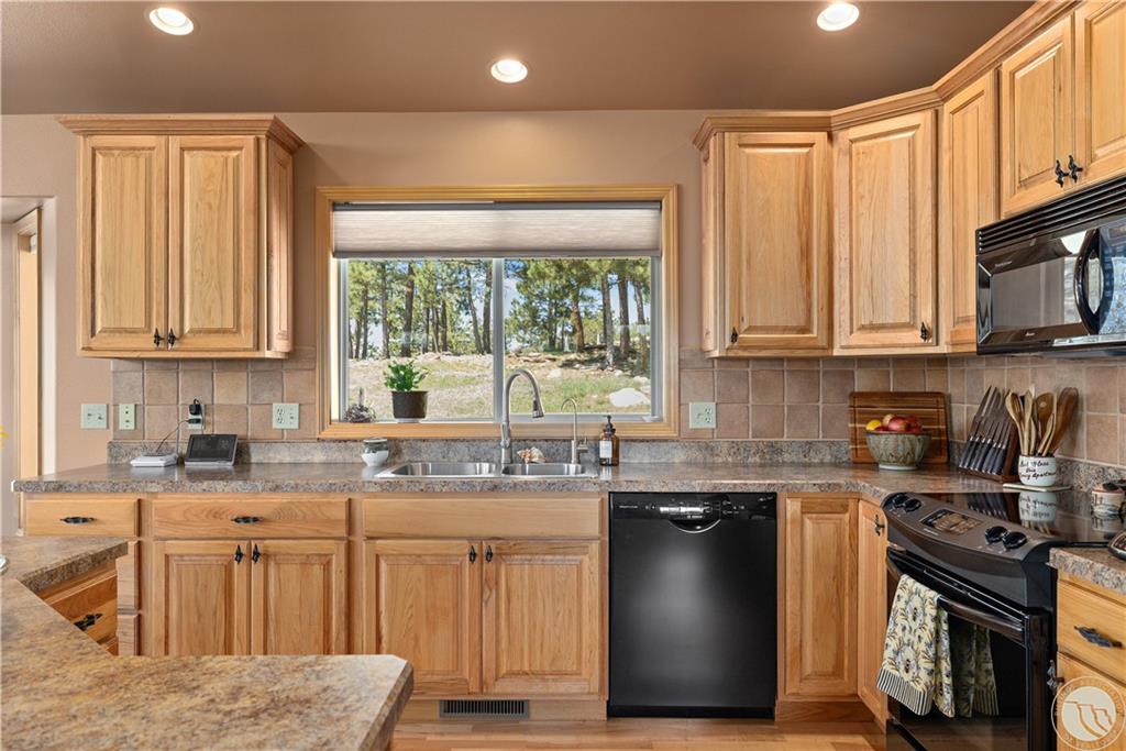 38 Lewis Trail Property Photo 15