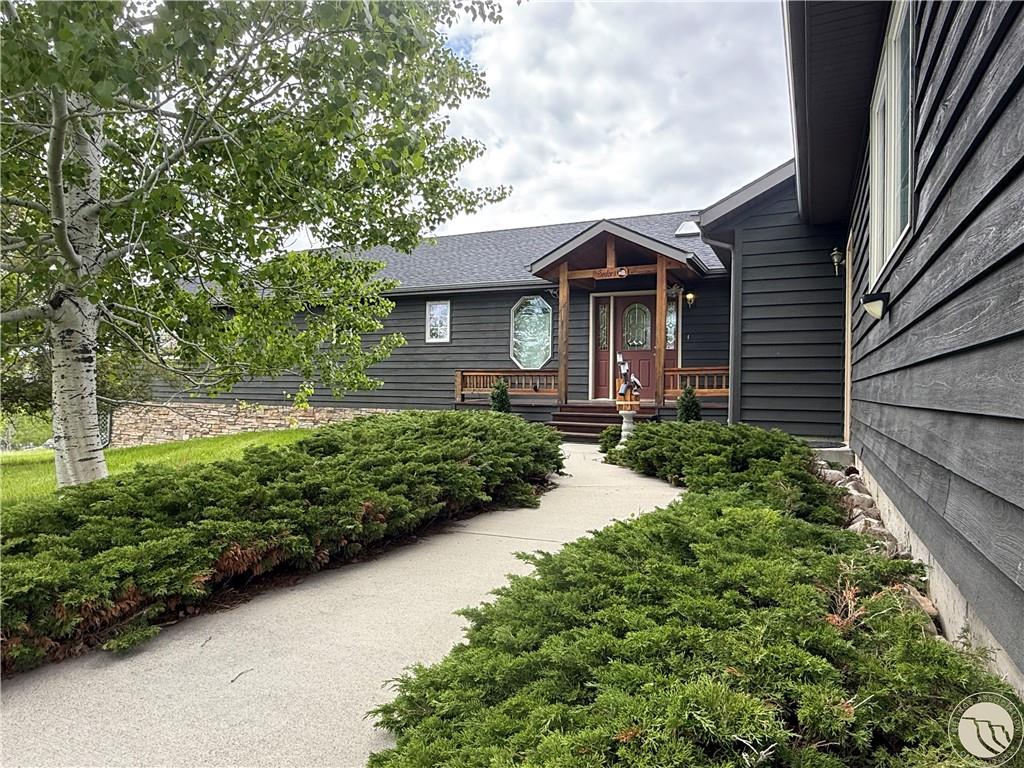 27 Beavertail Road Property Photo 5