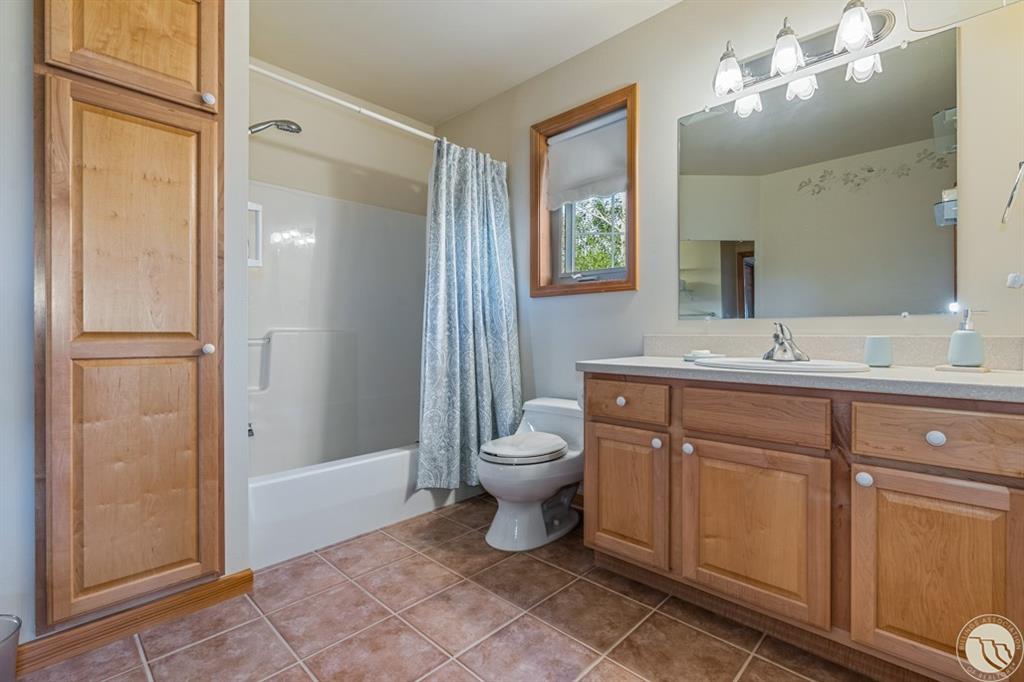 27 Beavertail Road Property Photo 20