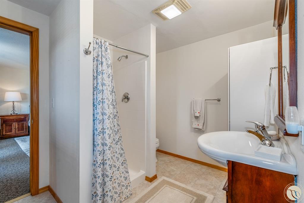 27 Beavertail Road Property Photo 27