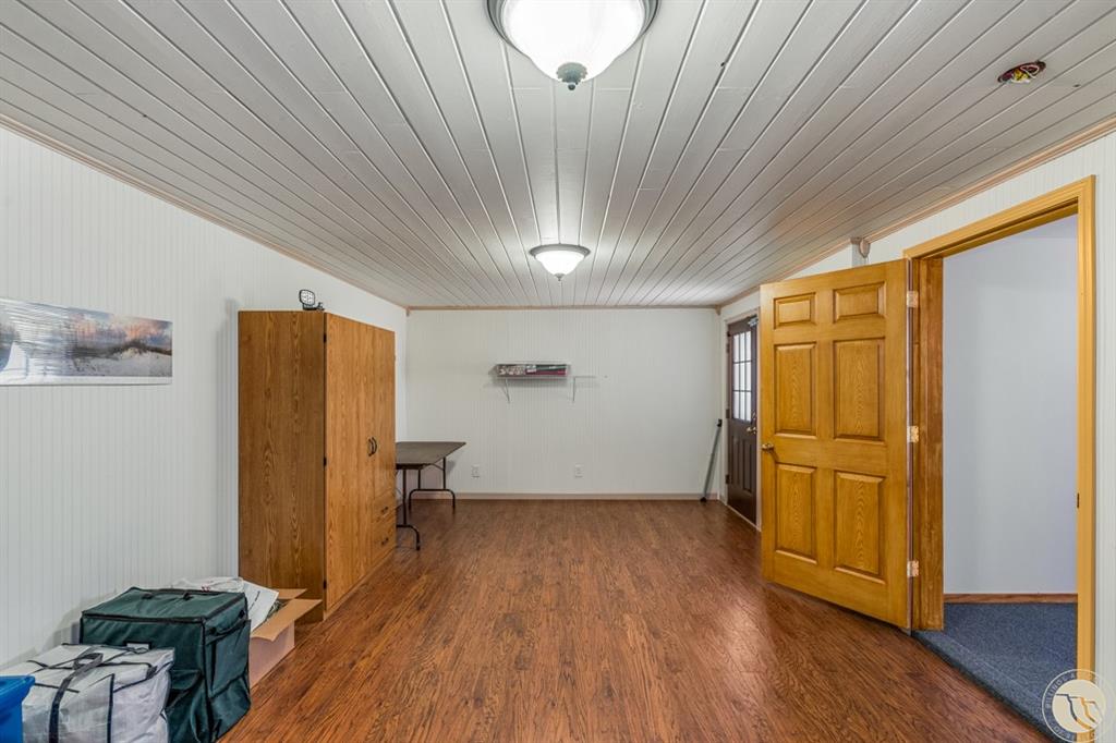 27 Beavertail Road Property Photo 34