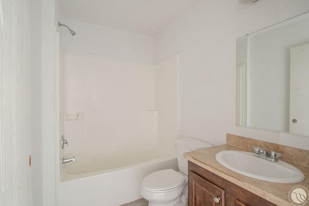 820 Piper Loop Property Photo 10